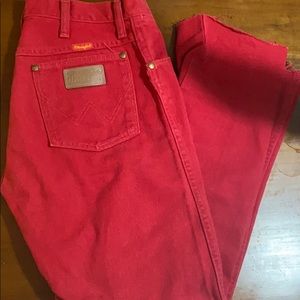 Vintage red cropped wrangler jeans